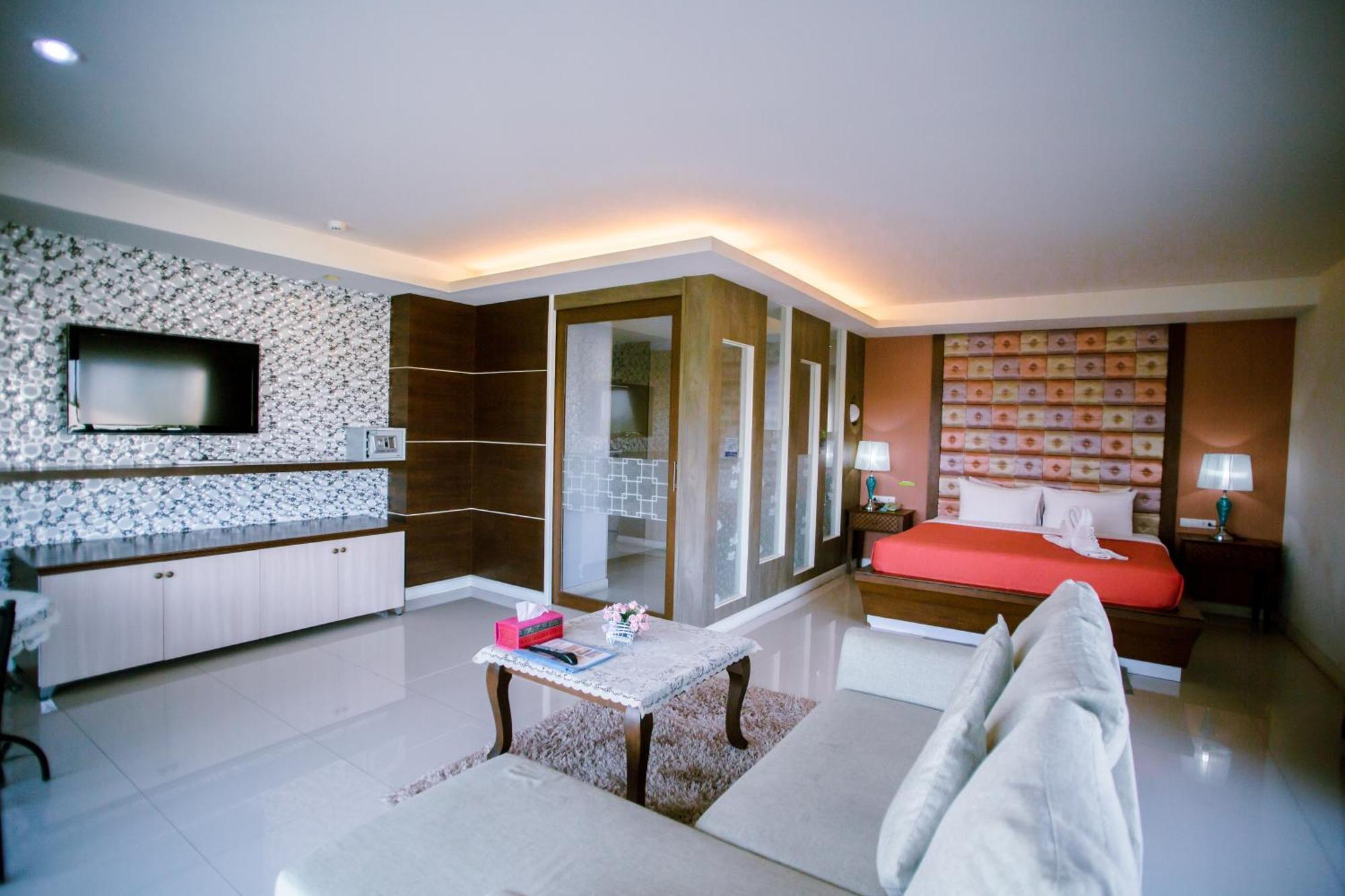 Kwan Ruen Park Hotell Nakhonratchasima Exteriör bild
