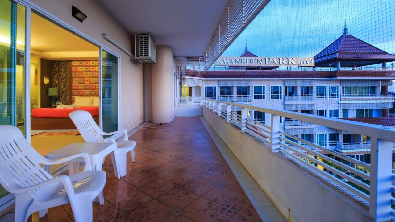 Kwan Ruen Park Hotell Nakhonratchasima Exteriör bild