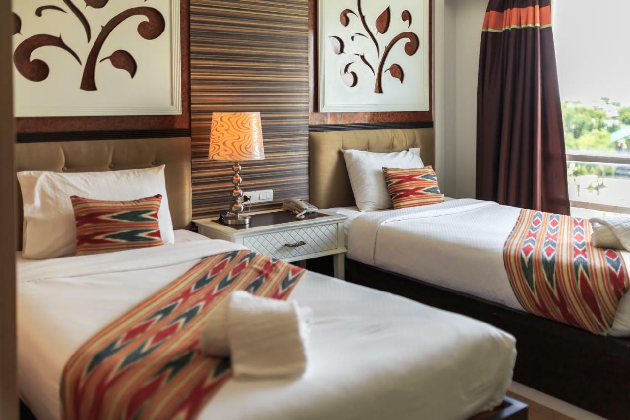 Kwan Ruen Park Hotell Nakhonratchasima Exteriör bild